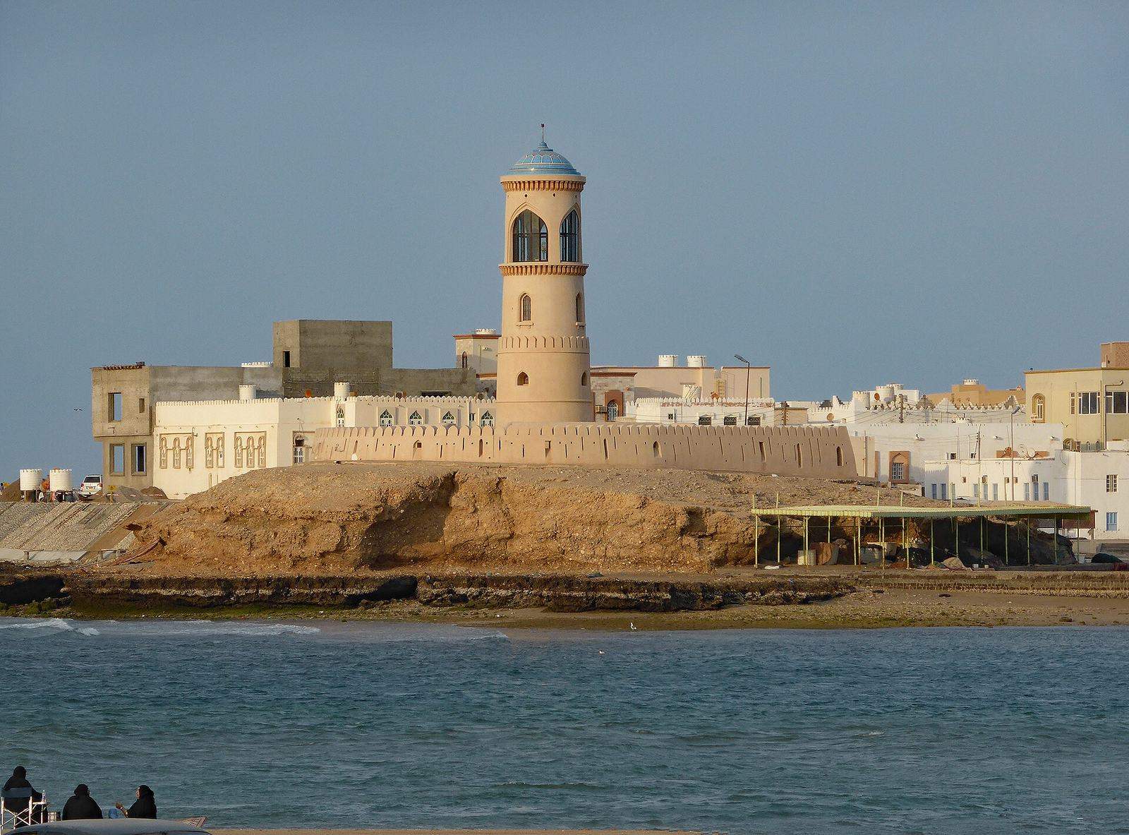 منارة العيجة — Al Ayah Lighthouse (41057610365).jpg