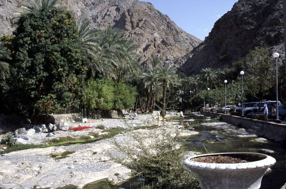 Al Thowarah hot spring — Dunst Oman scan0556 - Ain Thowarah.jpg