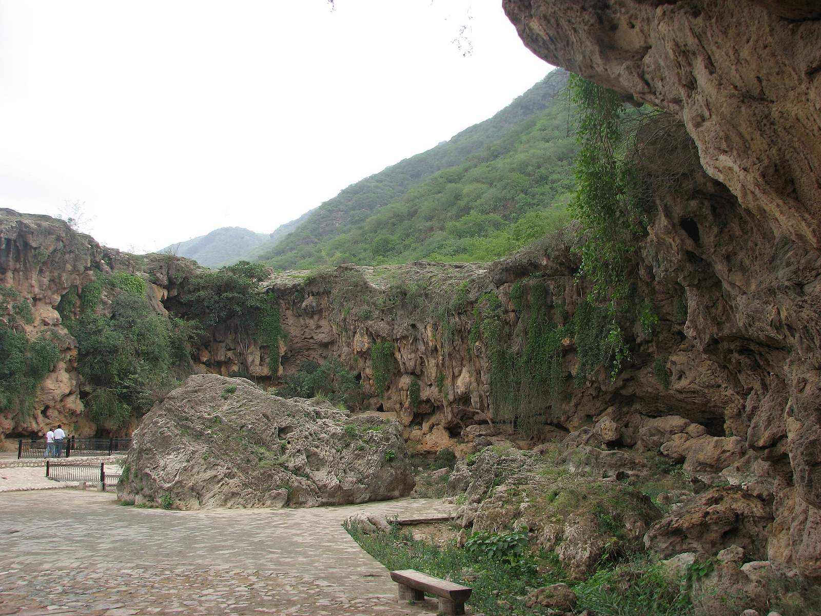 عين جرزيز — Ayn Jarziz - panoramio.jpg