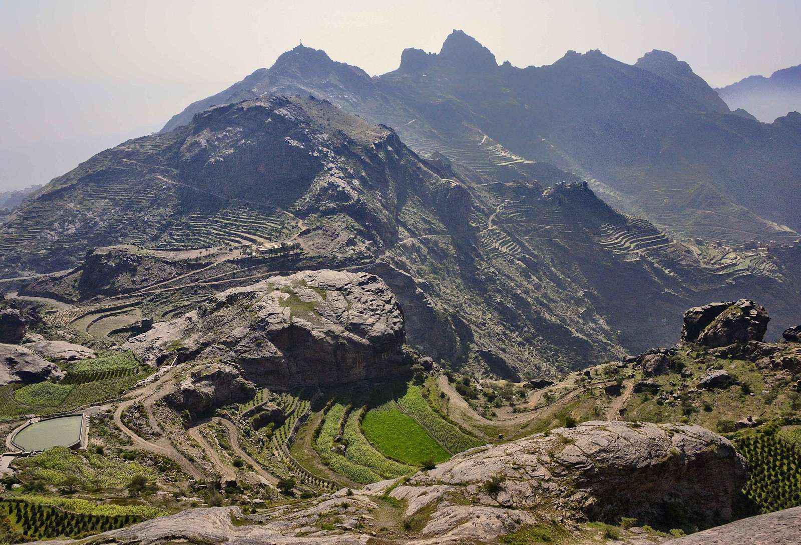 جبل سمحان — Yemen Highlands (10263628893).jpg