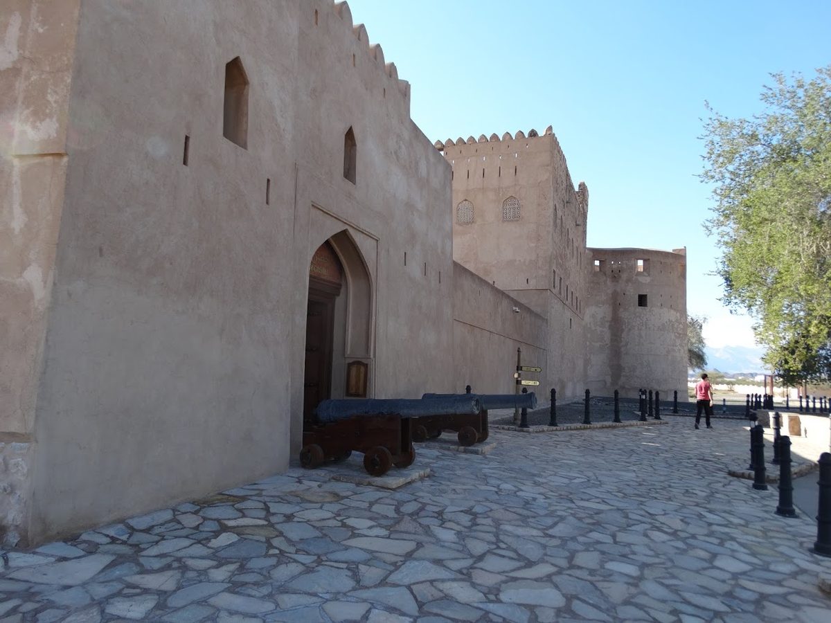 حصن جبرين — Jebrin castle 1.jpg
