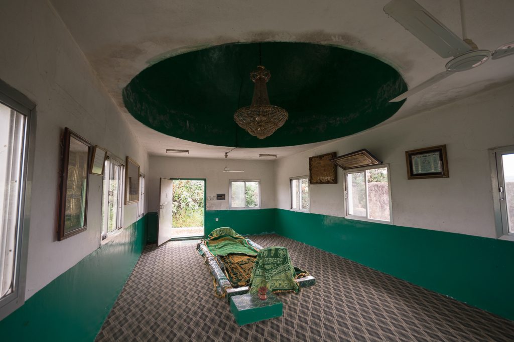 ضريح النبي أيوب عليه الصلاة والسلام — An Nabi Ayub Tomb.jpg