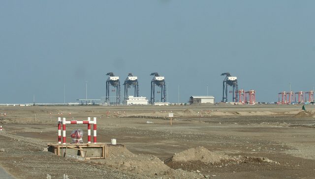 ميناء صحار
