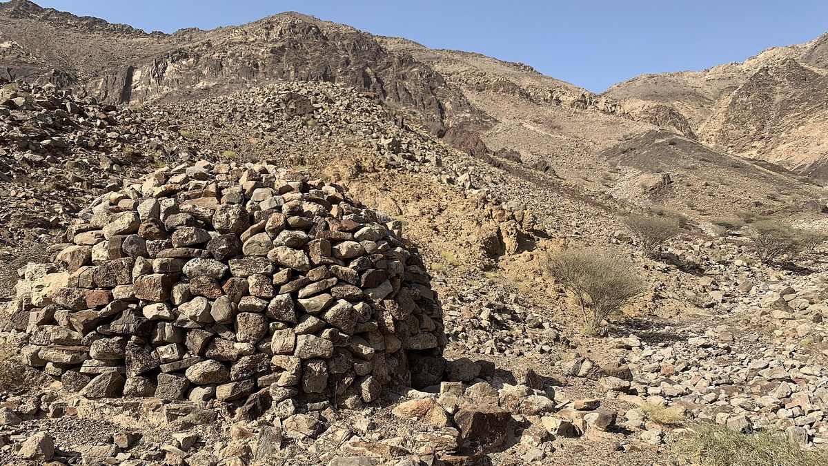 وادي حتّا — Hattah Grave 02.jpg